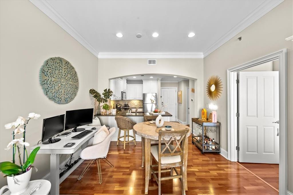 Building Photo - 2277 Peachtree Rd NE