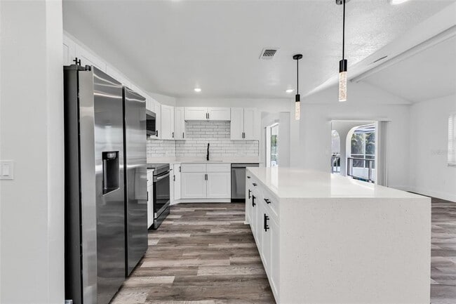 Building Photo - 2161 Aqui Esta Dr