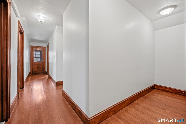 Building Photo - 225 Winthrop St