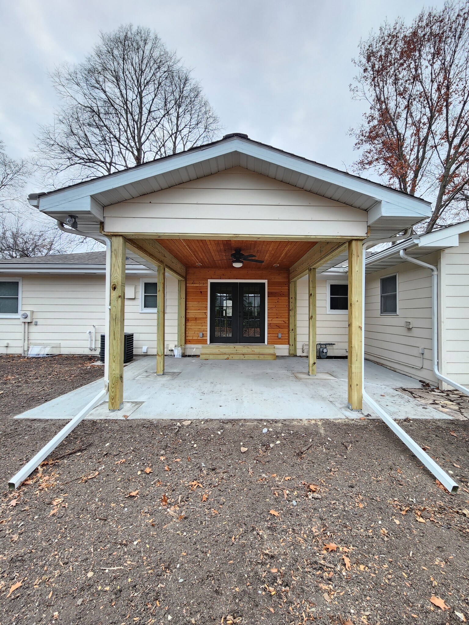 Building Photo - 1702 Clark Ave