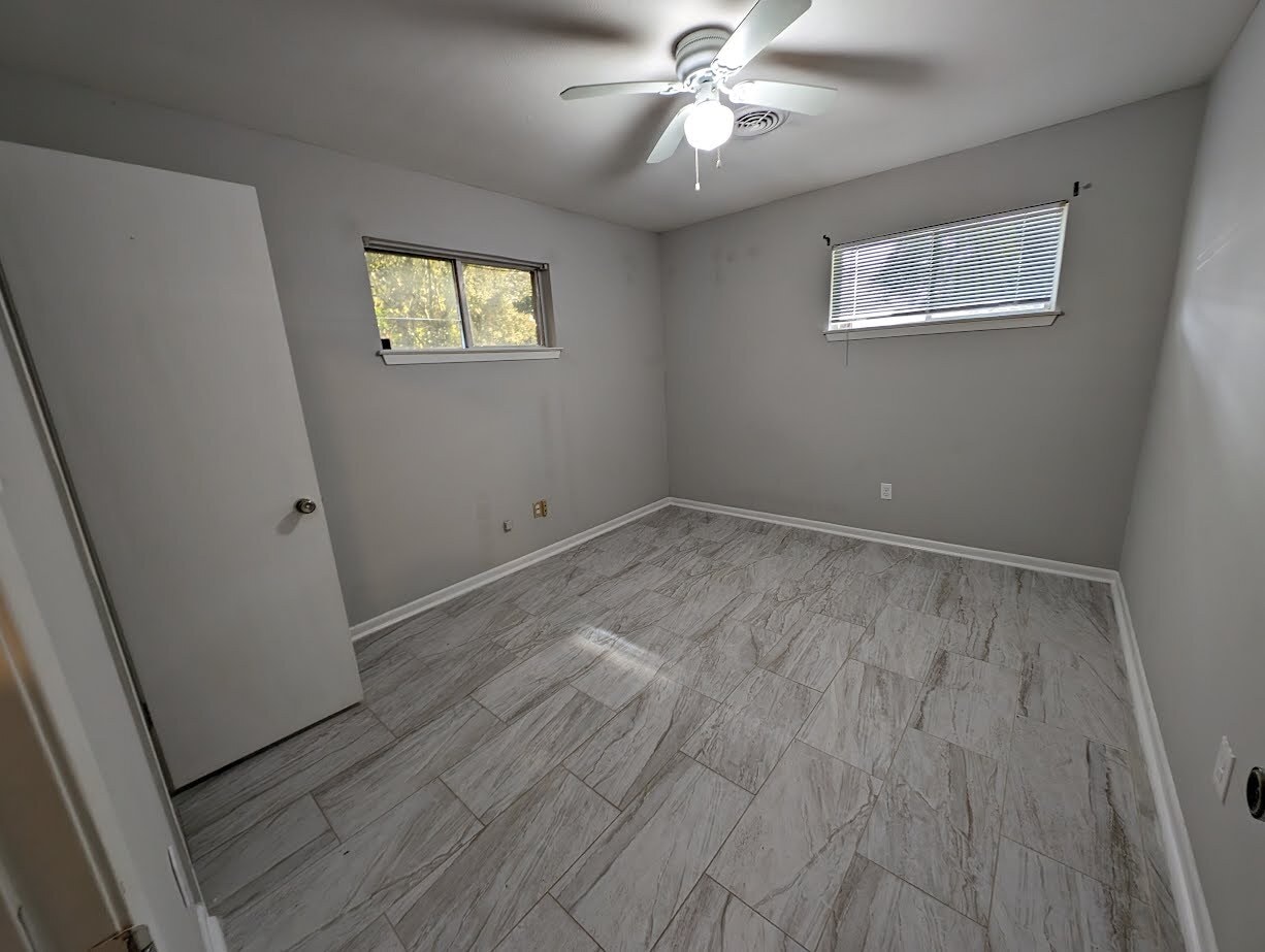 Building Photo - 5478 Birdwood Rd