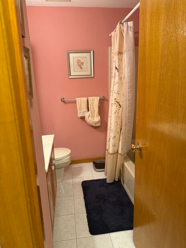 Building Photo - 45 Christopher Dr