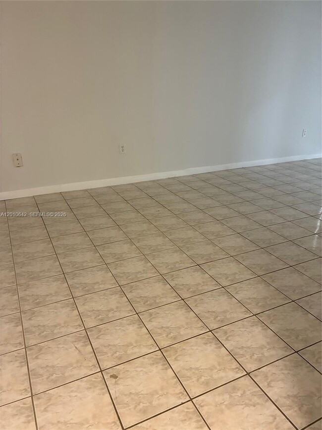 Building Photo - 7640 SW 153rd Ct
