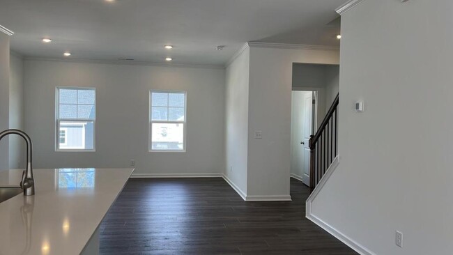 Building Photo - 836 Basswood Gln Trl