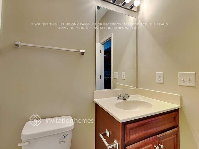 Building Photo - 777 Sunset Down Ct SW