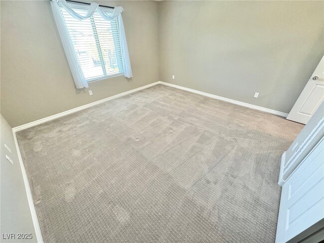 Building Photo - 3215 Alpine Aster Ave