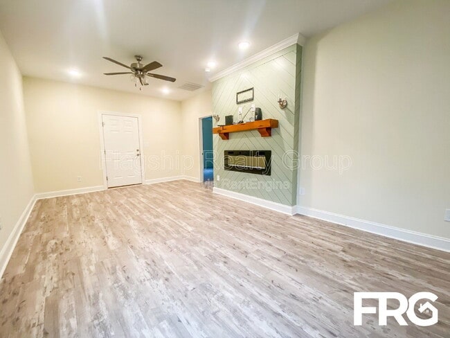 Building Photo - 1407 S Taylor St