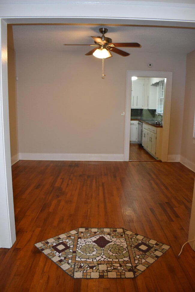 Building Photo - 326 Milledge Rd