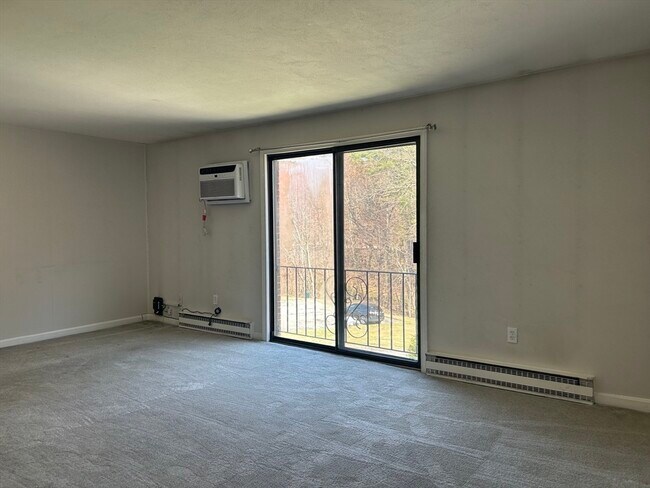 Building Photo - 380A Great Rd