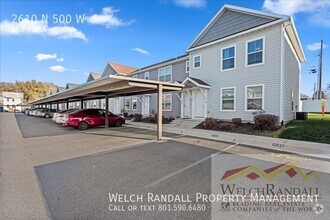 Building Photo - Beautiful Townhome in Sunset