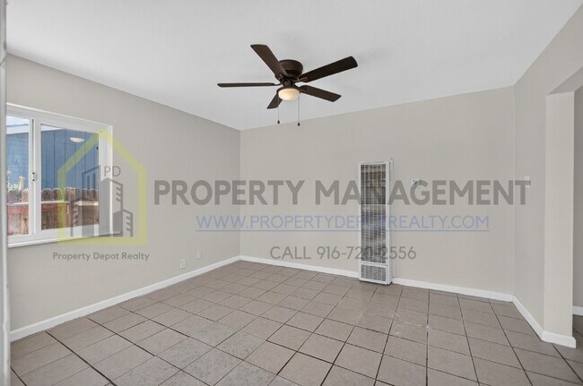 Building Photo - Spacious 3-Bed, 2-Bath Haven in Sacramento