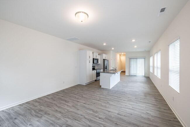 Building Photo - 436 Kinnerton Pl