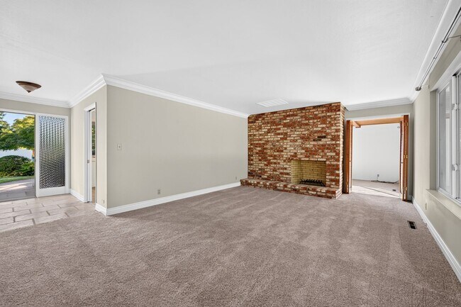 Building Photo - Single-Story Walnut Creek Home Near Top-Rated Schools, BART & Shopping