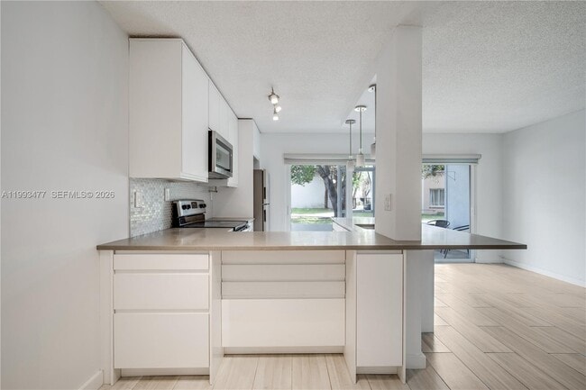 Building Photo - 13924 SW 90th Terrace