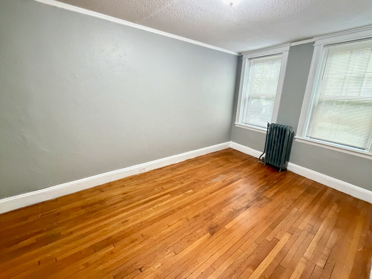 Building Photo - 116 Riverway