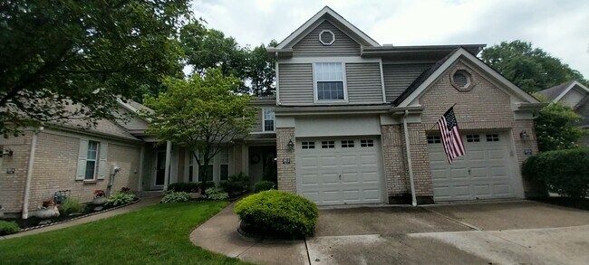 Primary Photo - 3912 Vineyard Green Dr