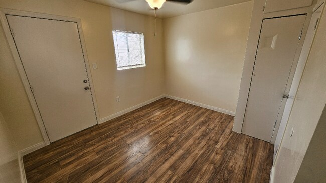 Building Photo - 13455 Filmore St