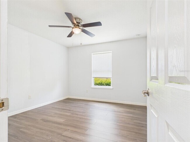 Building Photo - 4309 SW 143rd Ln Rd