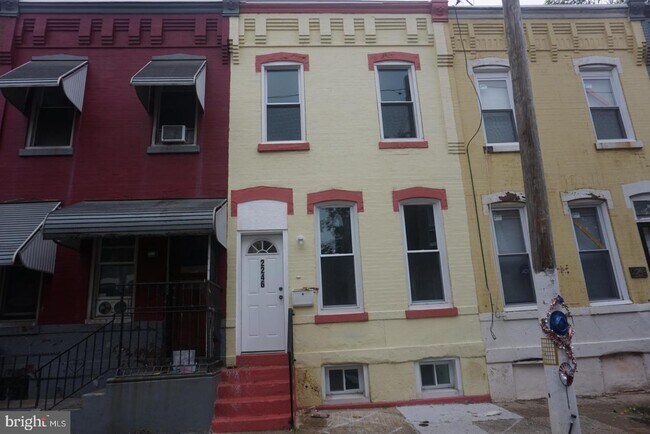 Building Photo - 2246 N Gratz St