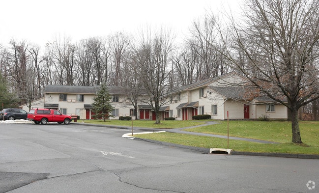 Primary Photo - Wells Manor