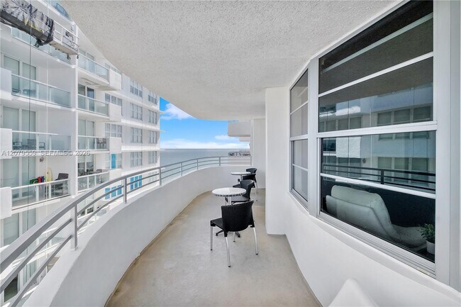 Building Photo - 5555 Collins Ave