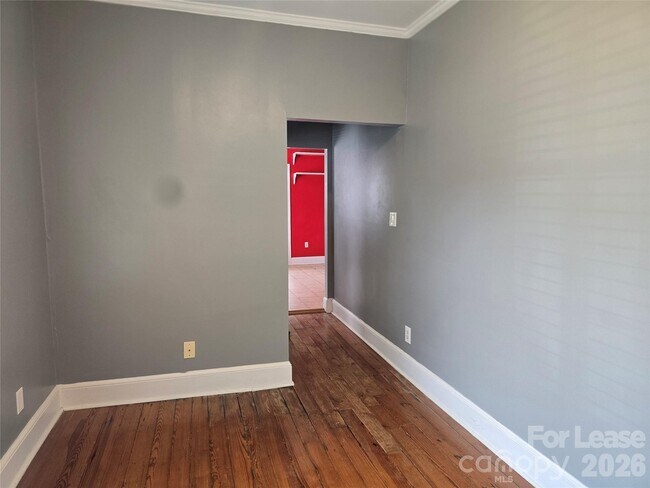 Building Photo - 123 Charleston Dr