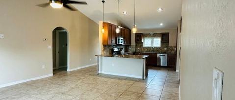 Building Photo - 11249 Mandarin Dr