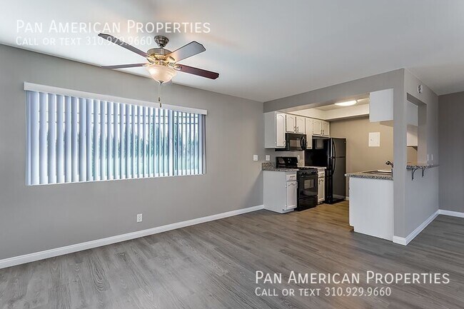 Building Photo - 13919 Coteau Dr