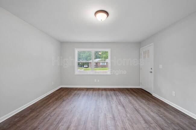 Building Photo - 1317 Mayfield Ln