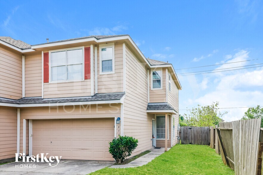 Building Photo - 8702 Bentongrove Ln