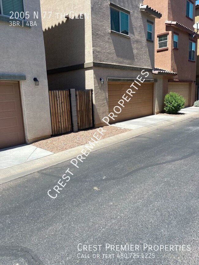 Building Photo - VINSANTO CONDO