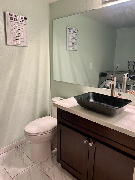 Building Photo - 3936 S 2300 E