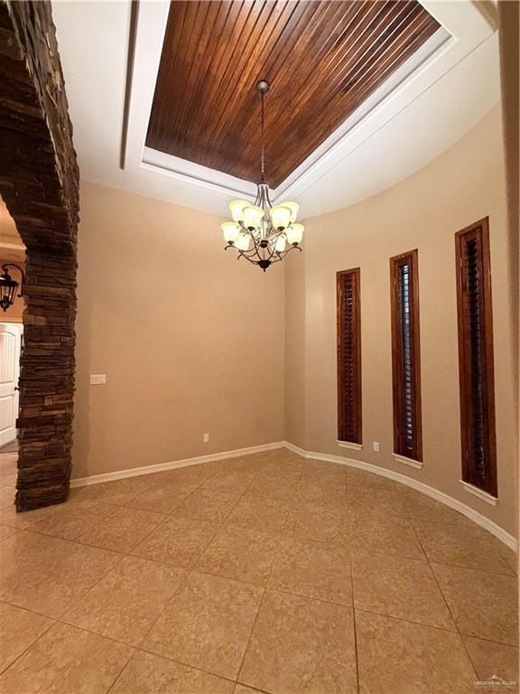 Building Photo - 27 Granada Cir