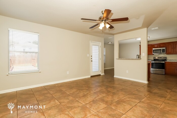 Building Photo - 5915 Hickory Canyon