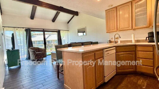 Building Photo - 301 Iberian Way