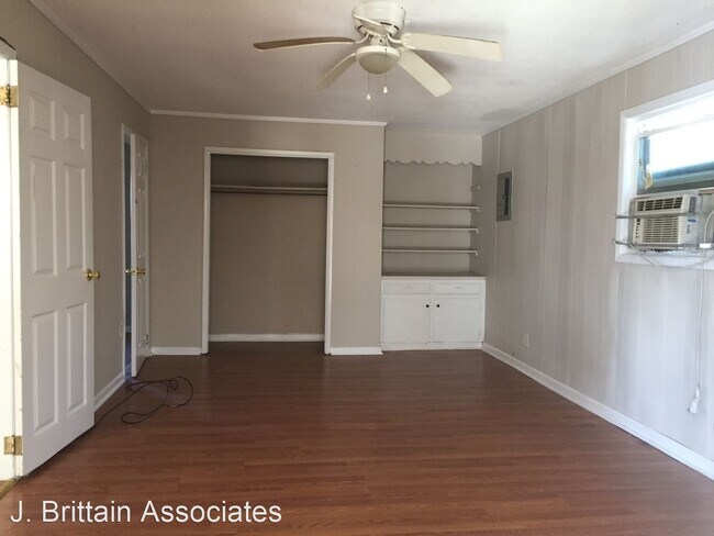 Building Photo - 3 br, 1 bath House - 401 Williamson Avenue