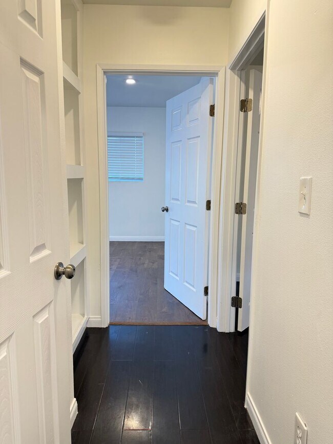 Building Photo - 2540 Hudspeth St