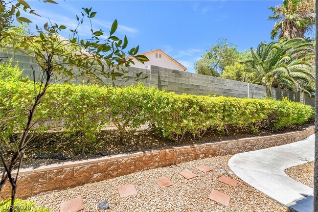 Building Photo - 9050 W Warm Springs Rd