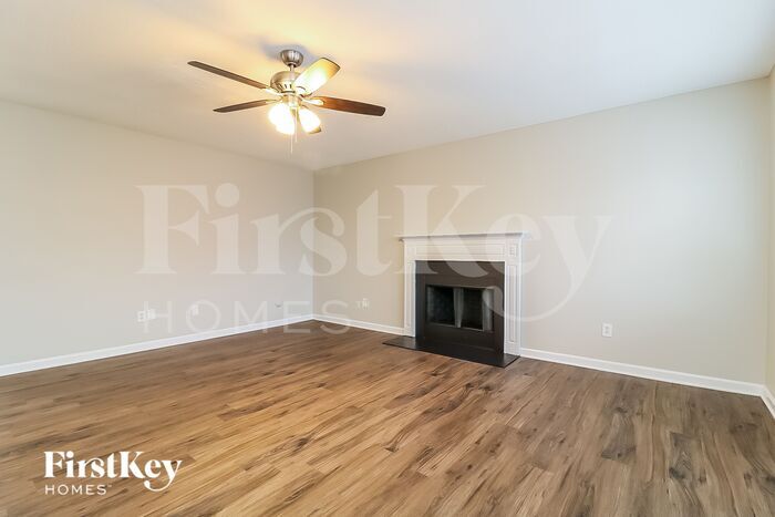 Building Photo - 309 Timberwood Dr
