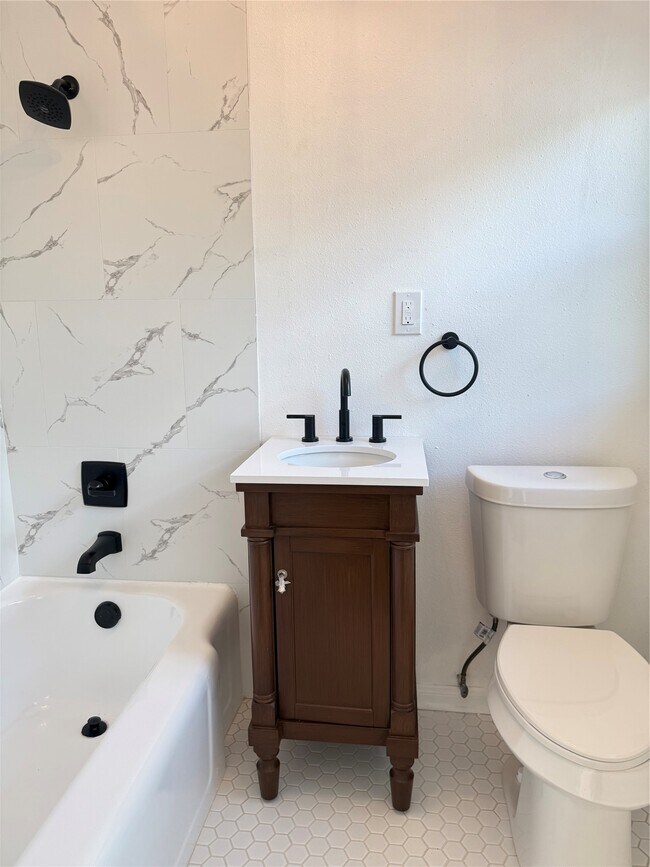 Building Photo - 1848 Portsmouth St