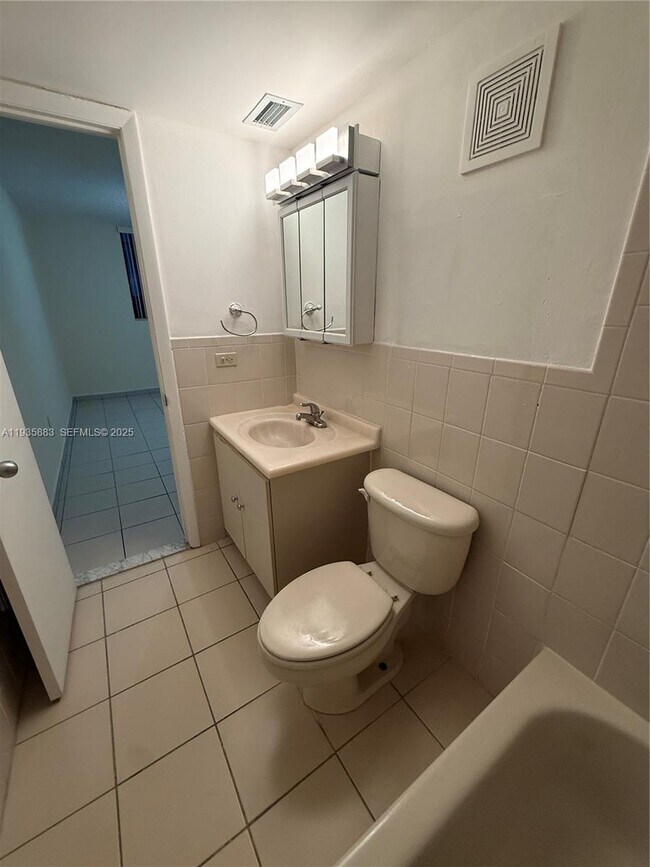 Building Photo - 5033 NW 7th St