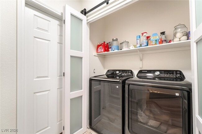 Building Photo - 3320 S Fort Apache Rd