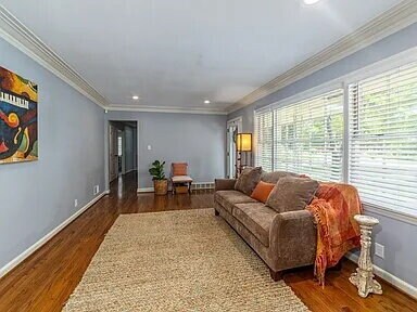 Building Photo - COMING SOON — Available August 17 | 3BR/2BA Midtown Brick Ranch | Lawn Care, Pest Control & W/D I...