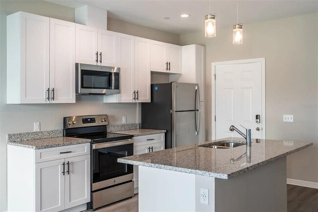 Building Photo - 2101 Sebring Pl