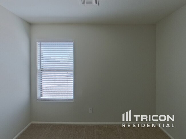 Building Photo - 21308 Howell Dr