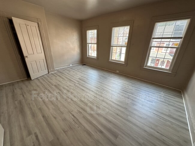 Building Photo - *356 Beaver Street