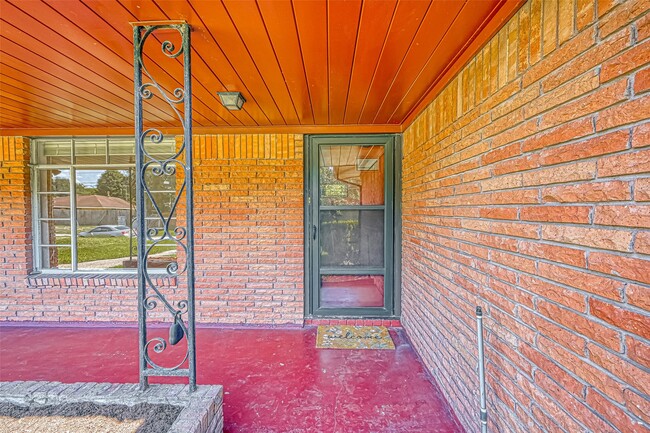 Primary Photo - 3018 Attridge Rd