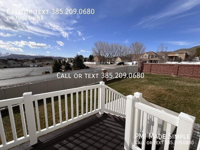 Building Photo - 3193 N Meadow View Dr