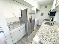 Building Photo - 4465 Treehouse Ln