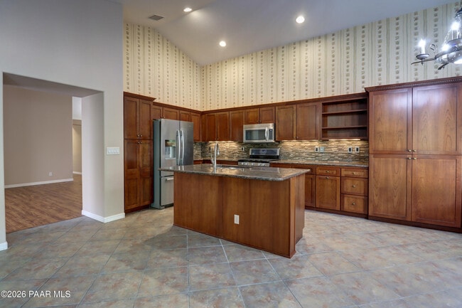 Building Photo - 1681 St Andrews Way